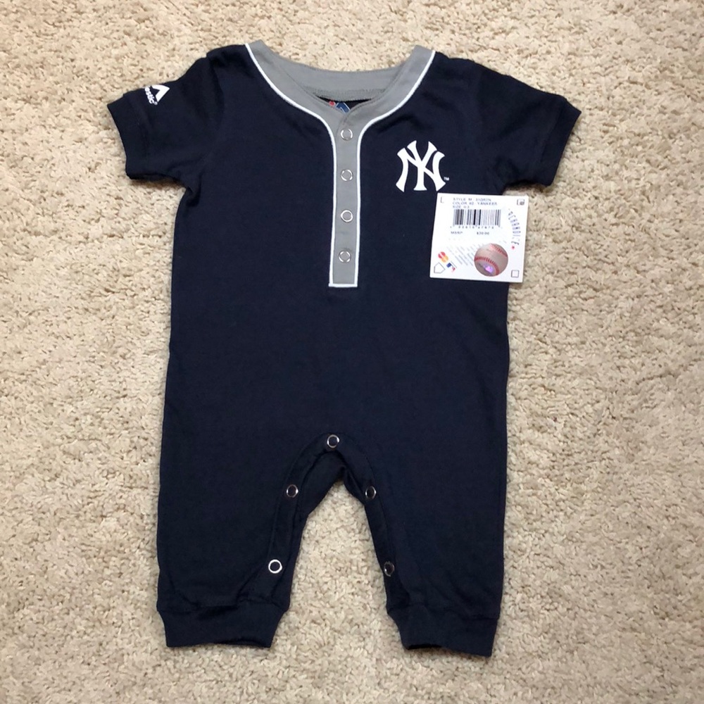 Cute Yankees onesie